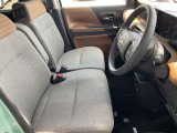 運転席まわりになります。実際に乗って頂き乗り心地をご体験してみてください。