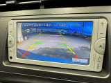 【バックカメラ】運転席から画面上で安全確認ができます。駐車が苦手な方にもオススメな便利機能です。