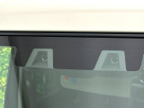 【スズキ セーフティサポート】走行中に前方の車両等を認識し、衝突しそうな時は警報とブレーキで衝突回避と被害軽減をアシスト。より安全にドライブをお楽しみいただけます。