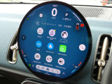 Apple CarPlayやAndroid Autoなど様々なアプリケーションがインストールされています!