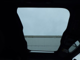 車が気になられましたらお電話かメールでお問い合わせください。他のお客様と商談が重なる場合が増えて来てますので事前にご確認ください。