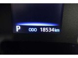 撮影時の走行距離は約1.8万kmです。安心のロングラン保証付きです。
