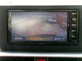 バックモニター付きですので、日常の駐車はもちろん、人や障害物などを映像で確認できるので安心です!(補助装置になりますので、目視でもご確認ください)
