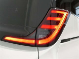 LEDテールライトです。省電力、高輝度のLEDは明るく照らすので夜間運転時の視認性を高めます。スタイリッシュな見た目で細かいところもこだわりたいあなたに!