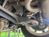 お車を安心してお乗りいただく為には、足回りの定期点検が欠かせません。サービスサポート(有償保証)では無料点検もご提供しており、安心のカーライフをお過ごしいただけるサポート体制が整っています。