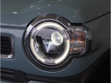 【ヘッドライト】省電力で長寿命の明るく運転しやすいLEDヘッドランプです。明るく照らすので暗い夜道からお客様を守ってくれます。お近くのスズキ自販島根までお越しください。