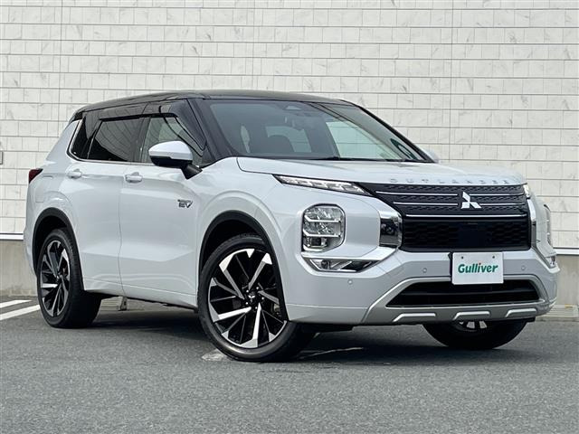 アウトランダー PHEV 2.4 P 4WD 本革シート