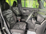 運転席シート廻りは使用感も少なく、良好な状態となっています。丁寧に使われていたことがよくわかりますね。
