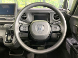 【ステアリングスイッチ】運転中、前方から目線をそらすことなく、オーディオ等の操作が可能な便利機能!安心&快適なドライブを演出してくれます♪