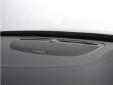 【harman/kardon】世界のオーディオファン垂涎のプレミアムサウンドシステムを搭載。原音に近い音場空間を忠実に再現。乗る人すべてに最良の音響体験を提供します。