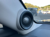 コンパクトな車体に合わせて専用設計された独自の「プレミアムオーディオ」を搭載。