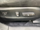【パワーシート】スイッチ一つで簡単にシートの微調整が可能!電動だから力もいりません!快適なシートポジションにセットして、快適なドライブをお楽しみください。