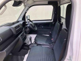 新車・中古車・サービス工場一体型店舗です。中古車はもちろん、ダイハツの新車も販売しておりますので是非一度ご来店下さい!