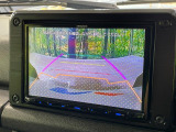 【バックカメラ】駐車時に後方がリアルタイム映像で確認できます。大型商業施設や立体駐車場での駐車時や、夜間のバック時に大活躍!運転スキルに関わらず、今や必須となった装備のひとつです!