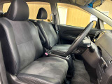 運転席も広々としており運転しやすい環境を実現しています☆
