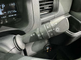 【オートライト】車外の明るさに応じて自動的にライトの点灯・消灯をしてくれます