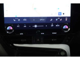 ドライバーが運転操作に集中できるコックピット思想、「タズナコンセプト」が取り入れられたインテリアとなっています