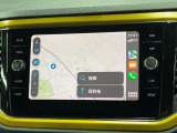 ●Apple Car Play:スマホとの有線接続で、ナビ・オーディオ再生などスマホのアプリ機能が画面でも使える便利機能です!