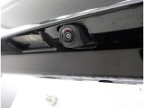 バックカメラが付いているので後方確認が非常にしやすいです。今や運転初心者も熟練者も必須装備!ついていて損はないですね♪