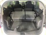 普段のお買い物や通勤、送迎等に十分な荷室スペースを確保しております。セカンドシートを倒すと、大きな荷物の積載も可能です♪