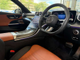 メルセデス・ベンツ車は、妥協を許さない常に高水準の技術と品質をもって製造されており、いつもでも変わらぬ価値を提供いたしております。