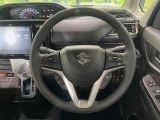 【純正革巻きステアリング】上質な革を使用することで、手にしっかり馴染みとても運転しやすいハンドルです♪