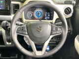 【ステアリングスイッチ】運転中、前方から目線をそらすことなく、オーディオ等の操作が可能な便利機能!安心&快適なドライブを演出してくれます♪