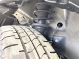 お車を安心してお乗りいただく為には、足回りの定期点検が欠かせません。サービスサポート(有償保証)では無料点検もご提供しており、安心のカーライフをお過ごしいただけるサポート体制が整っています。