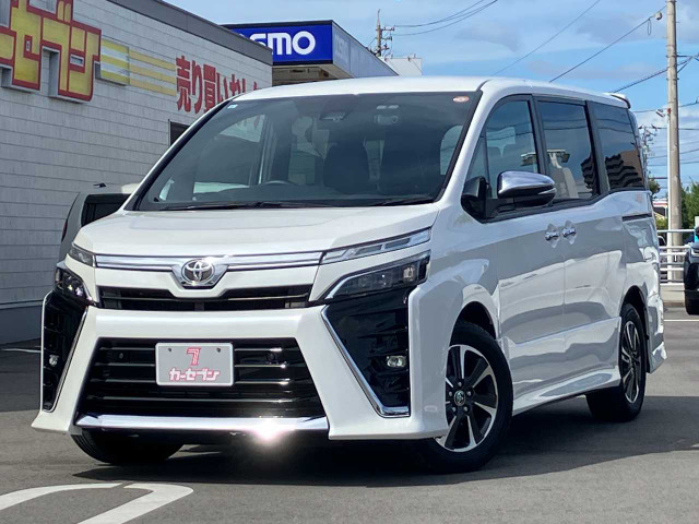 トヨタ ヴォクシー 