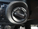 2WD,4WD切り替えスイッチです。