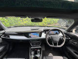 Audiのインテリアはエクステリア同様、優れたデザイン性とクオリティ、そして機能性を兼ね備えております。
