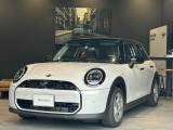 【MINI正規ディーラーMINI NEXT福岡東】弊社車輌をご覧頂き、誠にありがとうございます♪車輌価格には保証料金も含まれております。安心してご検討下さい! ※定休日 第二・第三火曜日と毎週水曜日