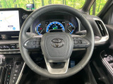 【純正革巻きステアリング】上質な革を使用することで、手にしっかり馴染みとても運転しやすいハンドルです♪