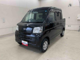 お探しのお車がございましたら遠慮なく店舗スタッフにご相談下さい。