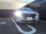 LEDヘッドライトです。夜道でも明るいですよ。