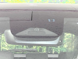 【シティブレーキアクティブシステム】低速走行中に前方の車両等を認識し、衝突しそうな時は警報とブレーキで衝突回避と被害軽減をアシスト。より安全にドライブをお楽しみいただけます。