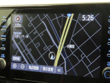 メーカー装着の9インチディスプレイオーディオを装備しております。