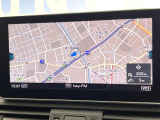 ●純正ナビ:一体感のあるナビは、高級感ある車内を演出してくれます。Bluetooth再生などオーディオ機能も充実しておりますので、運転もより楽しめます♪