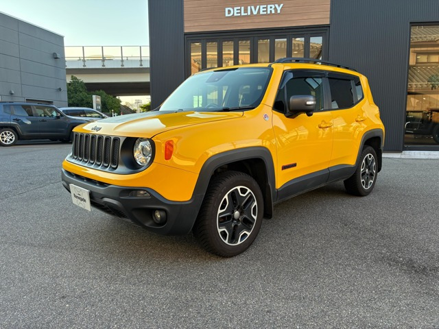 レネゲード トレイルホーク 4WD 