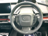 【純正革巻きステアリング】上質な革を使用することで、手にしっかり馴染みとても運転しやすいハンドルです♪
