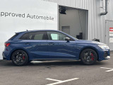 【Audi認定中古車】Audi専任の研修を受け熟練したメカニックが大切にご納車整備をさせて頂きます。お客様にご満足・ご納得し、お乗り頂く為にFor Nextグループの追及は日々続きます。