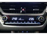 エアコンはオートタイプが装着済みです!オートモードにしておけば、車内温度を設定するだけで風の料や吹き出し口の切り替えを機械が行ってくれます!一年中快適な環境を作れますよ♪