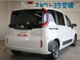 広々とした車内空間に優れた燃費性能。更にデザインも上質で人気のお車です!