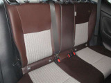 内外装を丸ごと本格洗浄するまるまるクリンを実施しています♪車内の洗浄や消臭、ボディの磨きやエンジンルーム洗浄、ホイール洗浄などの作業を丁寧にしています!