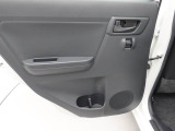 お車を購入される際はご不明な点や不安な点もあるかと思いますが、困ったらお気軽にご相談下さい! 0566-71-1630 までお電話頂ければ当店のスタッフがじっくりお話を聞かせて頂きます!