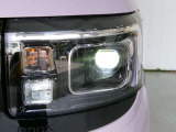 LEDヘッドライト。