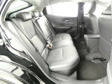 ゆとりある広々とした車内空間は、ドライブを始め買い物やレジャーなど、幅広く活躍します。一人でもみんなとでもお出かけを楽しみましょう!