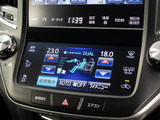 使いやすさや安全性を追求したステアリング周り!高級車ゆえにスイッチ類が多いのも特徴ですね!考え尽くされた配置ですぐに使いこなす事が出来ますのでご安心下さい!是非、体感してみて下さい!!