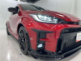 フォグランプ装着車です。暗い夜道の車両前方を明るく照らします