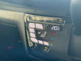 オートエアコンもついておりますので、快適な温度で運転が出来ます。